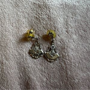 Vintage earrings 🌸